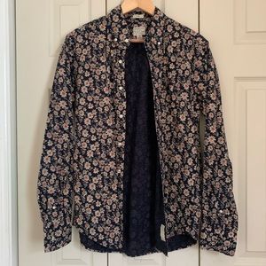 SOLD J. Crew Men’s Slim Navy Floral Button Down M